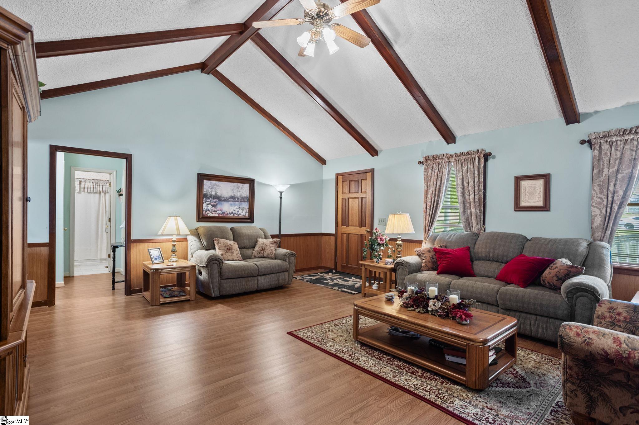 2604 Roper Mountain Road Simpsonville, SC 29681 - Photo 2 of 43