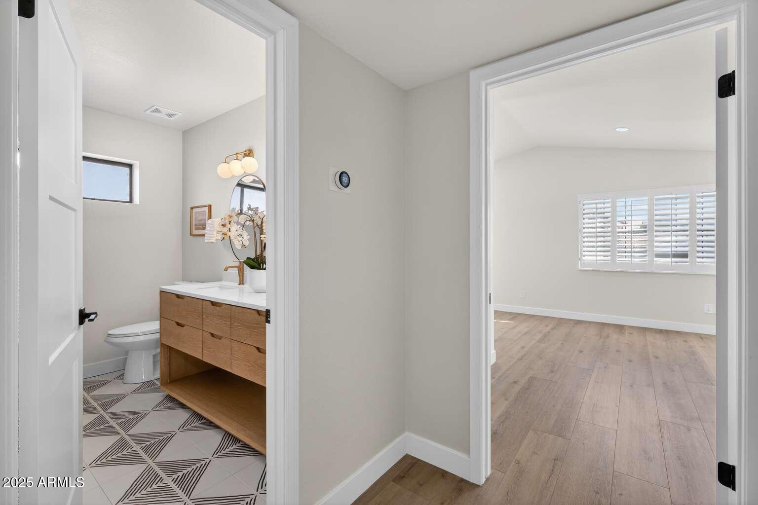 15850 North 15th Way Phoenix, AZ 85022 - Photo 30 of 43 a view of bathroom