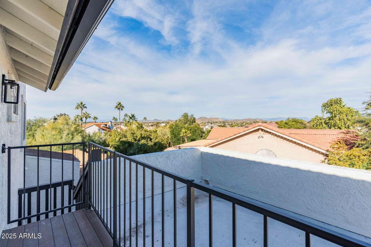 15850 North 15th Way Phoenix, AZ 85022 - Photo 39 of 43 a view of a balcony