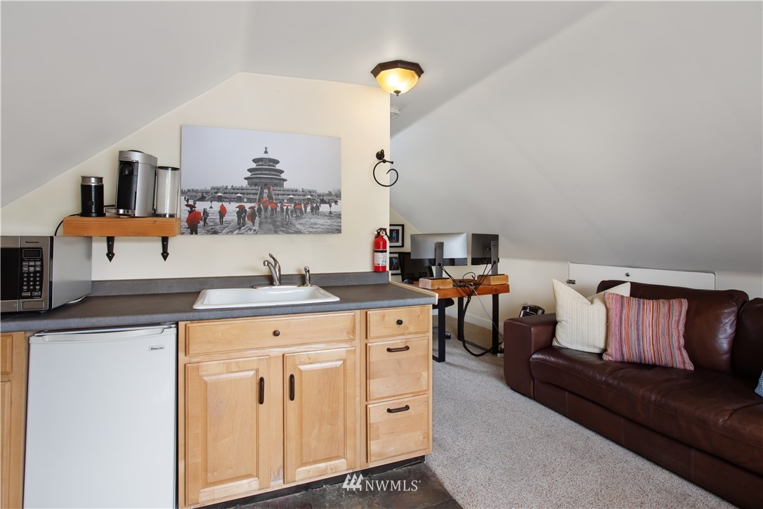 735 Caspers Street Edmonds, WA 98020 - Photo 33 of 37 Gallery Image 33