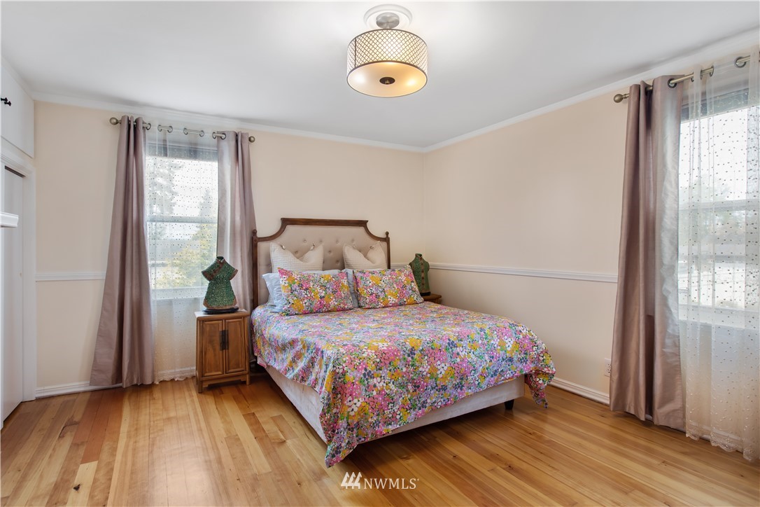 735 Caspers Street Edmonds, WA 98020 - Photo 8 of 37 Gallery Image 8