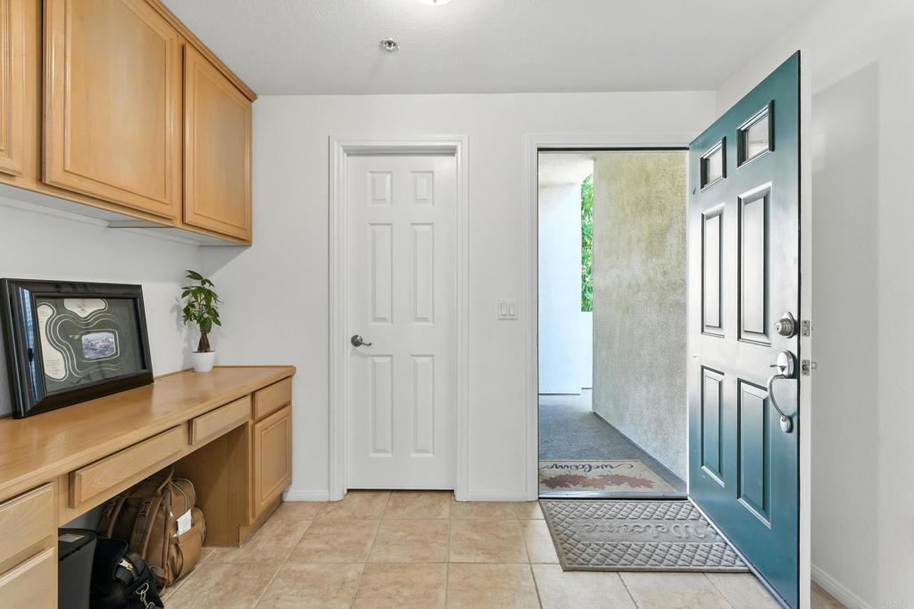 13009 Evening Creek Drive South, Unit 8 San Diego, CA 92128 - Photo 11 of 30