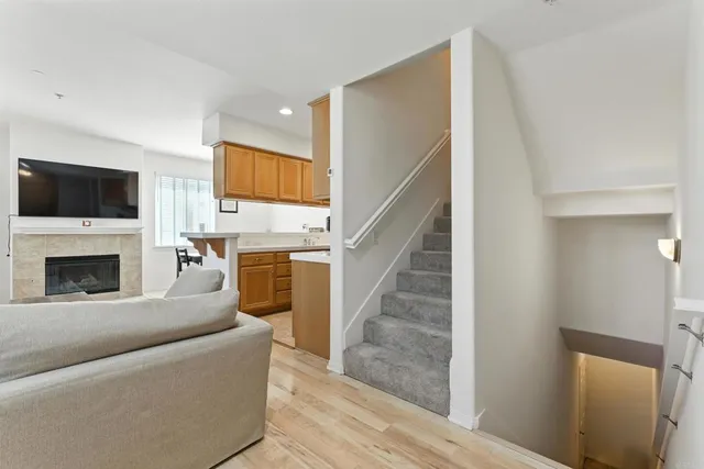 $799,000 | 13009 Evening Creek Drive South, Unit 8, San Diego, CA 92128