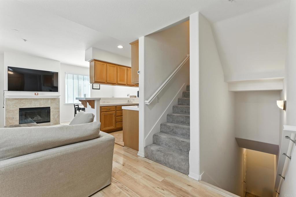 13009 Evening Creek Drive South, Unit 8 San Diego, CA 92128 - Photo 13 of 30