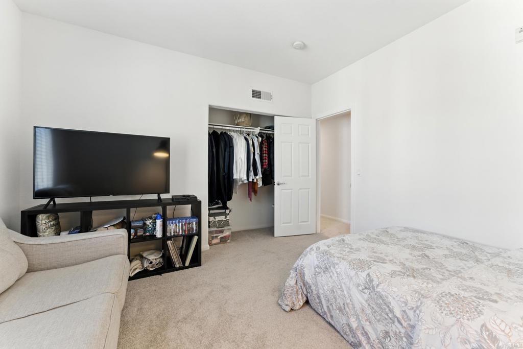 13009 Evening Creek Drive South, Unit 8 San Diego, CA 92128 - Photo 18 of 30