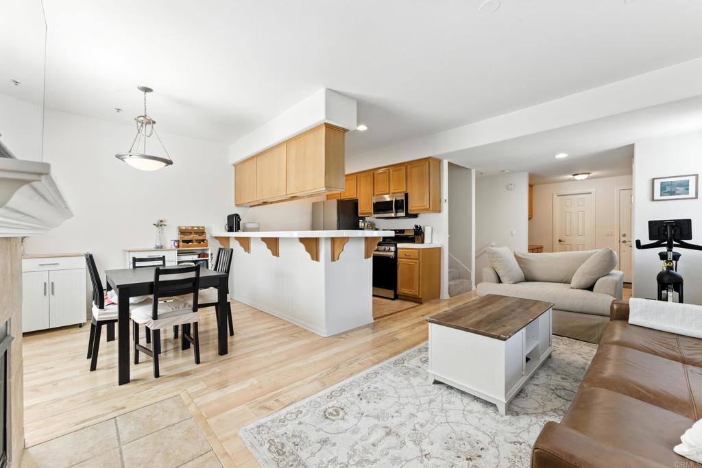 13009 Evening Creek Drive South, Unit 8 San Diego, CA 92128 - Photo 2 of 30