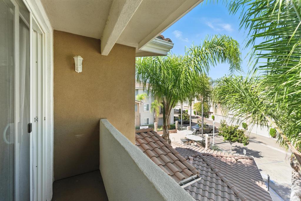 13009 Evening Creek Drive South, Unit 8 San Diego, CA 92128 - Photo 22 of 30