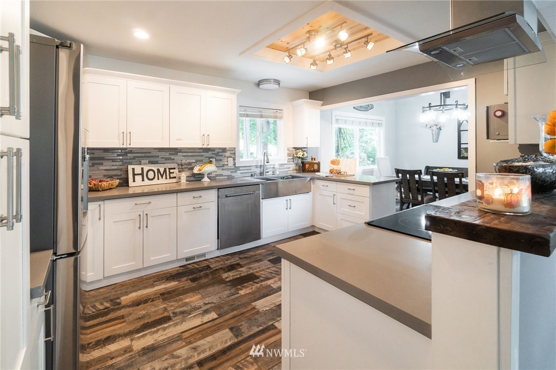 16695 Seminole Road Northeast Poulsbo, WA 98370 - Photo 3 of 40 Gallery Image 3