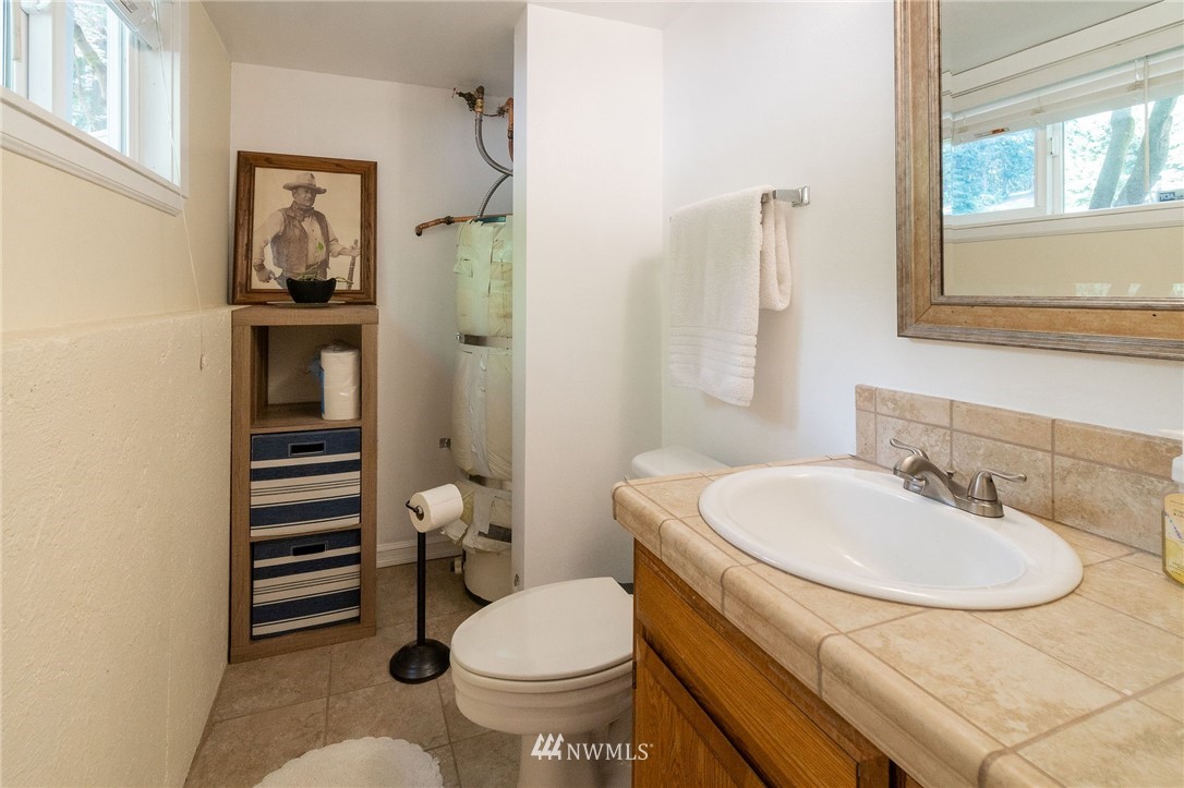 16695 Seminole Road Northeast Poulsbo, WA 98370 - Photo 29 of 40 Gallery Image 29