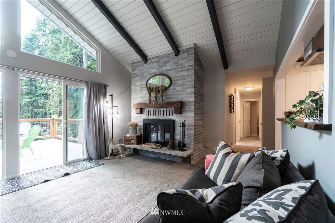 16695 Seminole Road Northeast Poulsbo, WA 98370 - Photo 10 of 40 Gallery Image 10