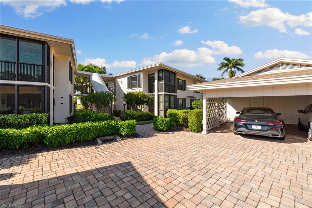 3135 Riviera Drive, Unit B205 Naples, FL 34103 - Photo 23 of 48