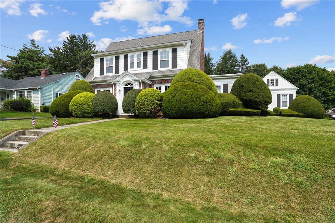 81 Overhill Road Warwick, RI 02818 - Photo 1 of 41 Gallery Image 1