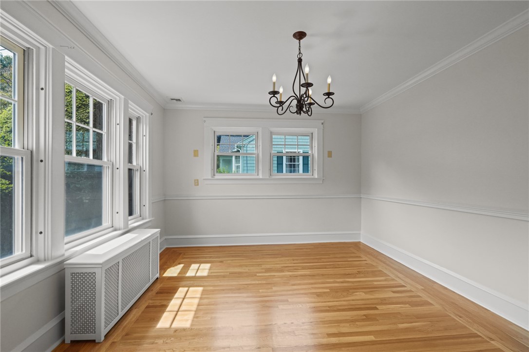 81 Overhill Road Warwick, RI 02818 - Photo 11 of 41 Gallery Image 11