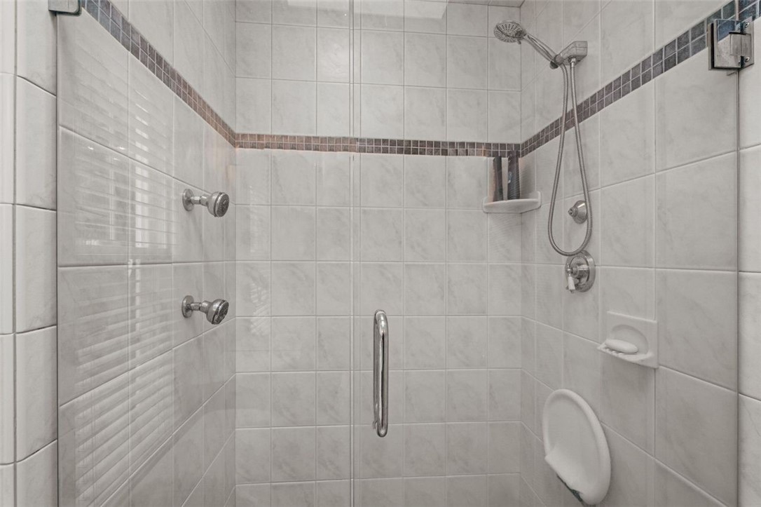 81 Overhill Road Warwick, RI 02818 - Photo 25 of 41 Gallery Image 25