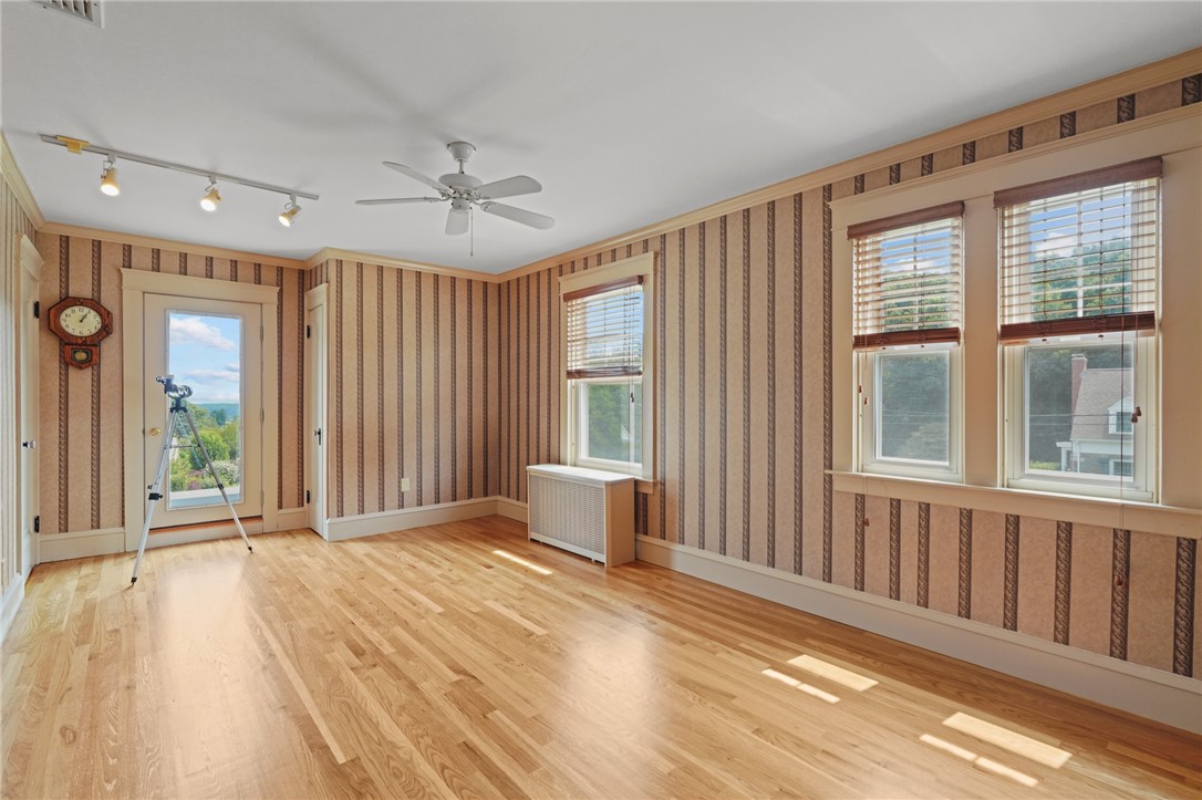 81 Overhill Road Warwick, RI 02818 - Photo 29 of 41 Gallery Image 29