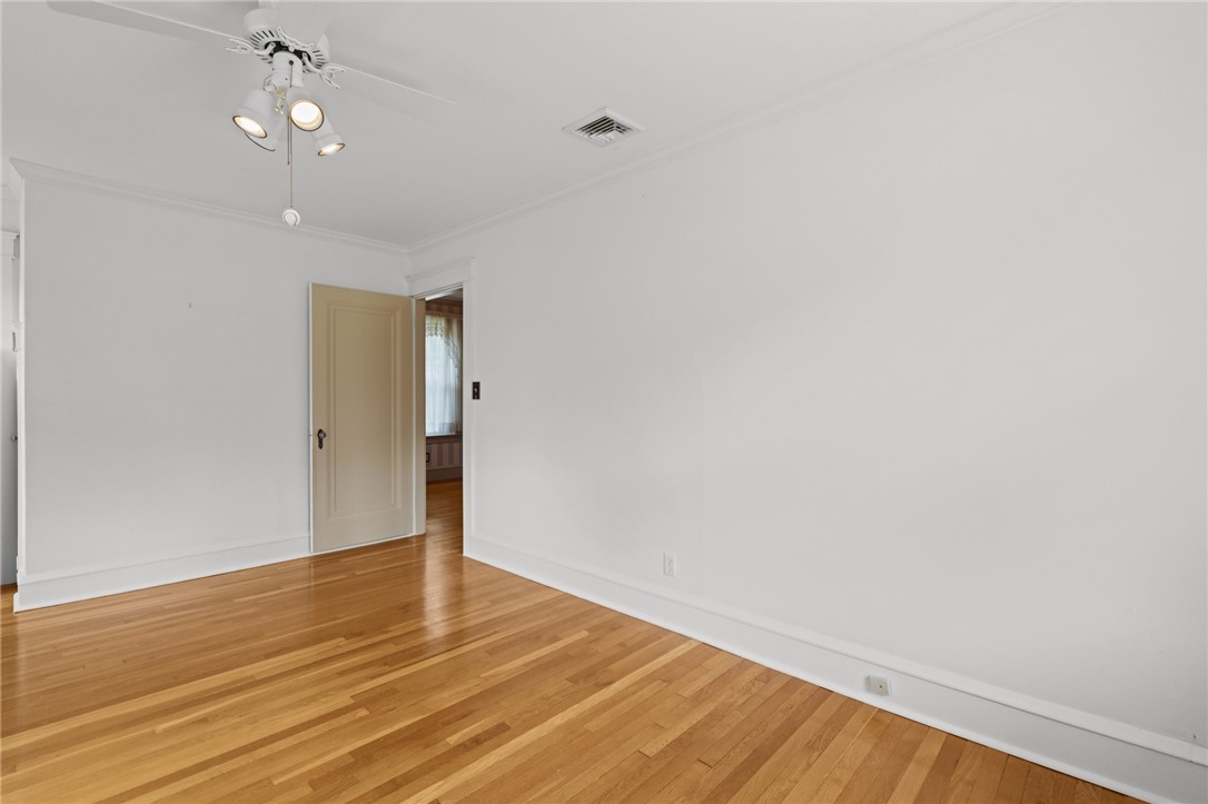81 Overhill Road Warwick, RI 02818 - Photo 32 of 41 Gallery Image 32