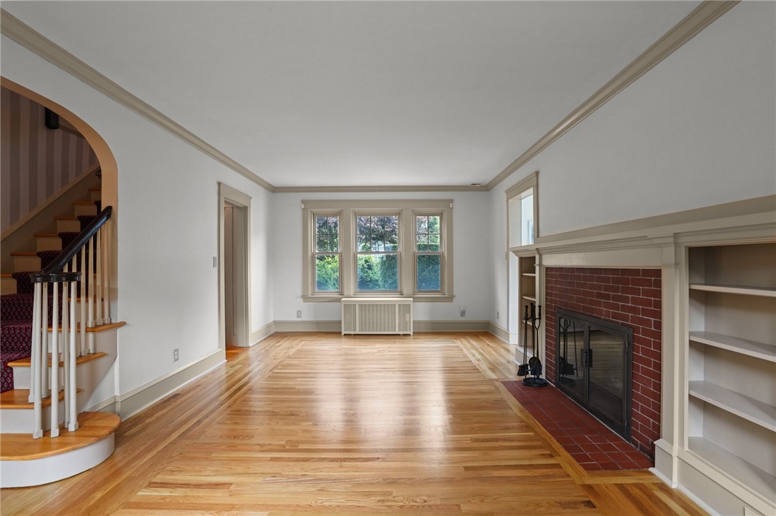 81 Overhill Road Warwick, RI 02818 - Photo 8 of 41 Gallery Image 8