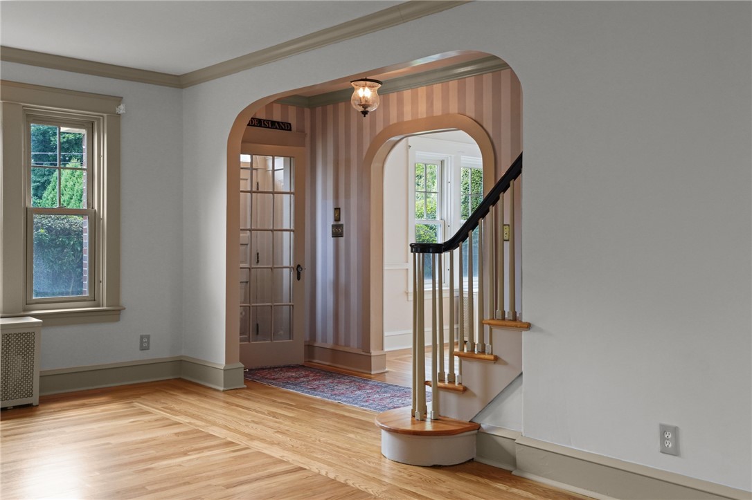 81 Overhill Road Warwick, RI 02818 - Photo 10 of 41 Gallery Image 10