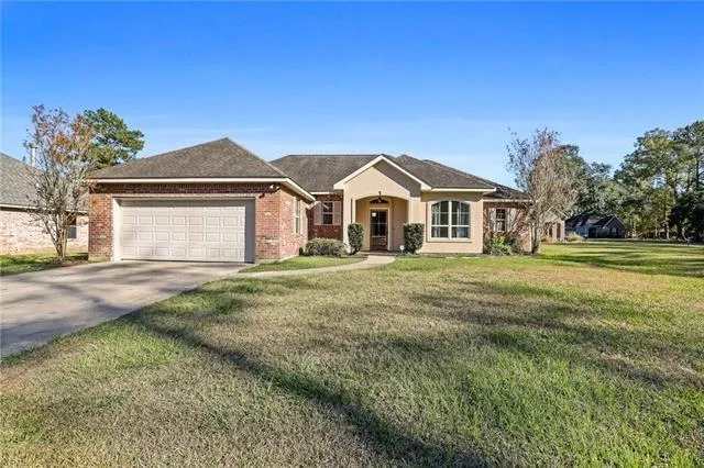 $1,850 | 41157 Dove Landing Drive, Ponchatoula, LA 70454