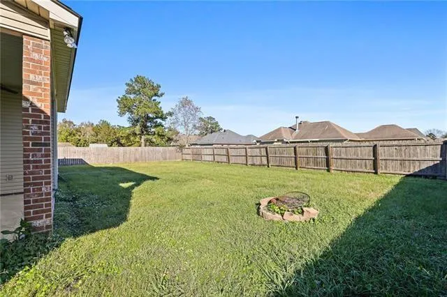 $1,850 | 41157 Dove Landing Drive, Ponchatoula, LA 70454