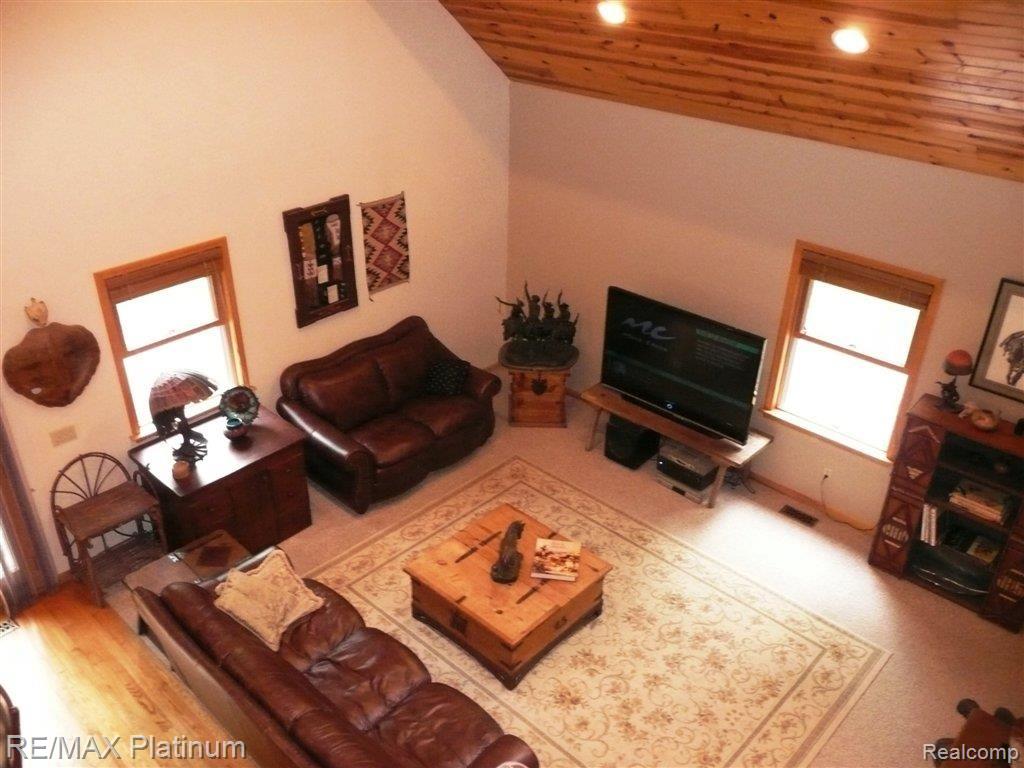 5272 Golf Club Road Howell, MI 48843 - Photo 2 of 22 Great Room