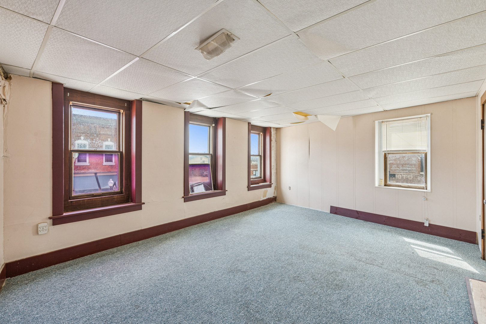 201 North State Street Geneseo, IL 61254 - Photo 26 of 49 a view of an empty room with a window
