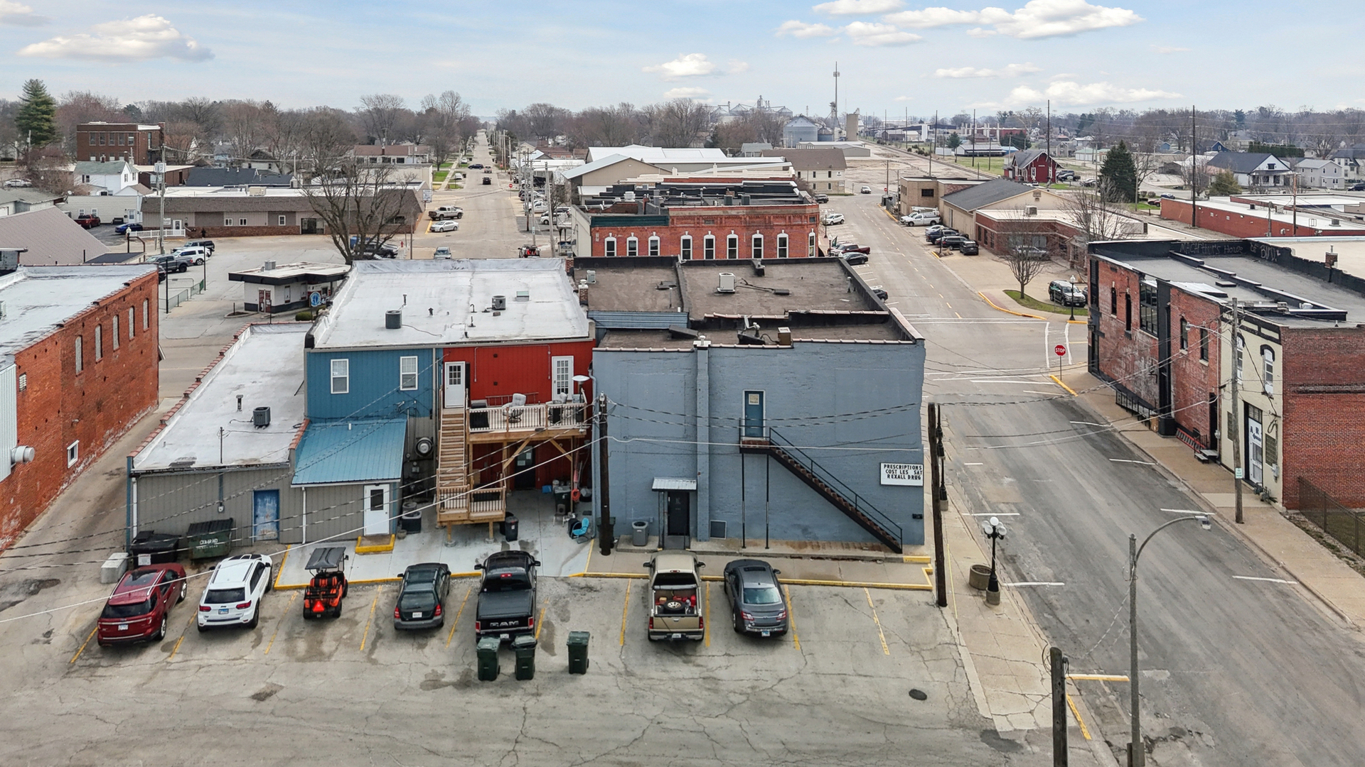 201 North State Street Geneseo, IL 61254 - Photo 37 of 49 a picture of city view