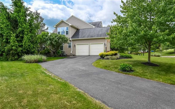 $682,500 | 122 Brighton Lane, Mars, PA 16046