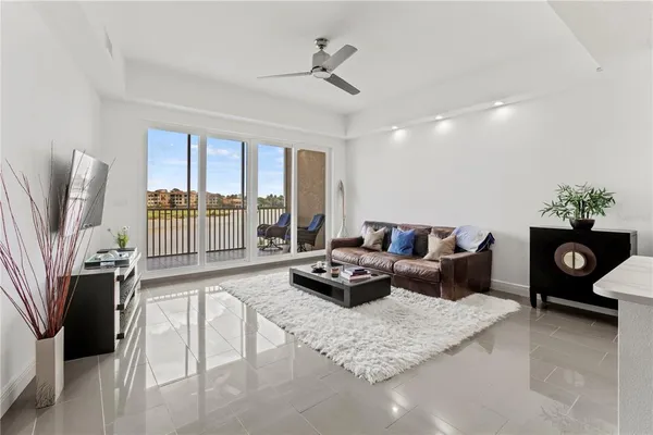 $4,750 | 10520 Boardwalk Loop, Unit 302, Bradenton, FL 34202