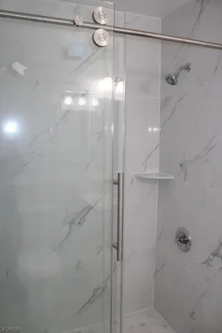 $3,395 | 2 Washington Court, Montville, NJ 07082