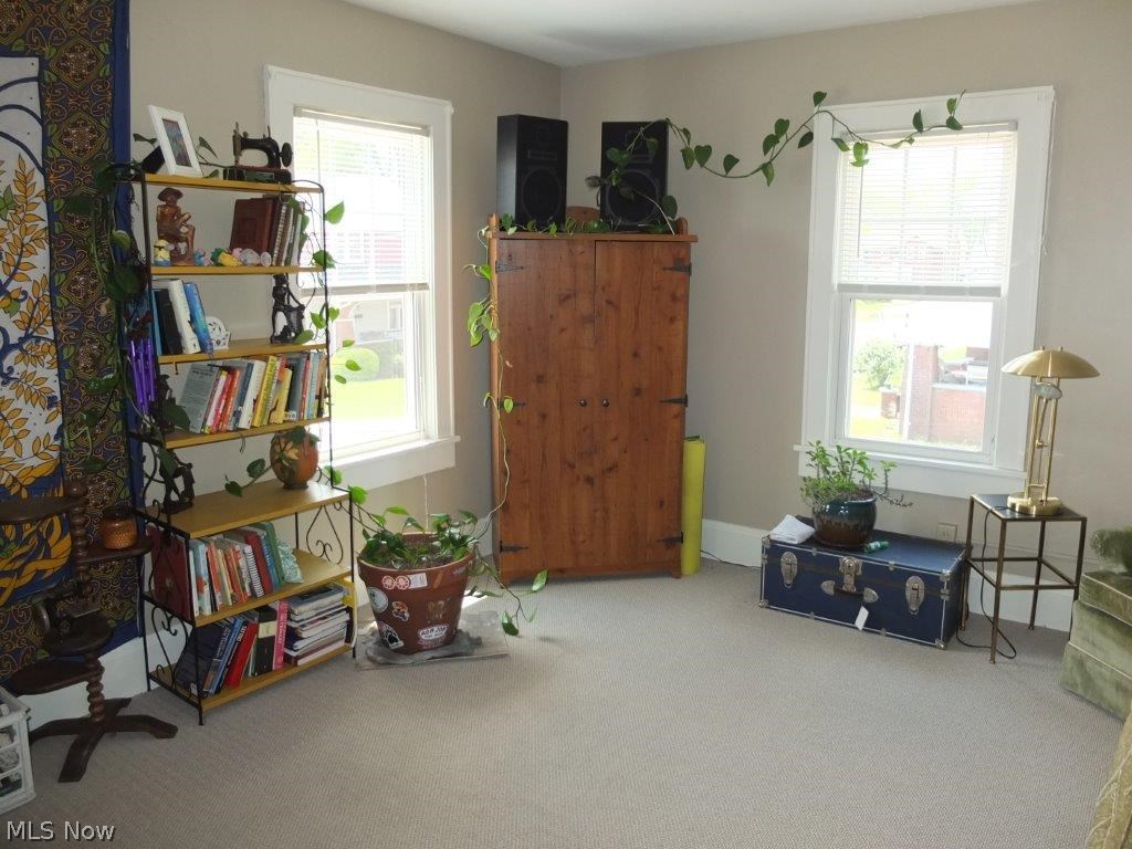 2437 11th Street Northwest Canton, OH 44708 - Photo 2 of 18 Upstairs Unit: Living Room