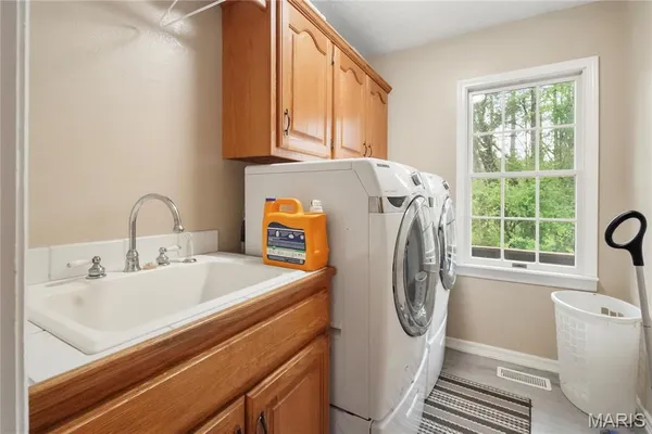 $364,900 | 10694 Conifer Circle, Rolla, MO 65401