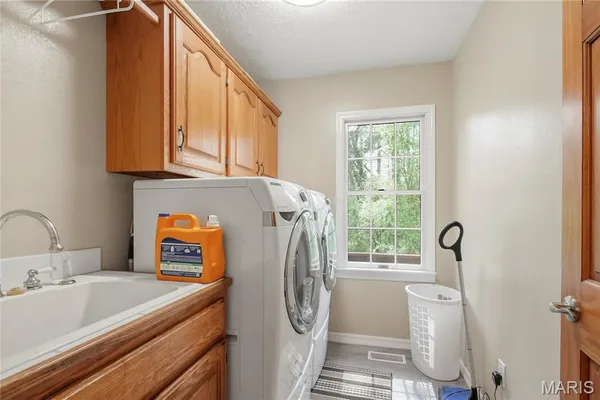 $364,900 | 10694 Conifer Circle, Rolla, MO 65401