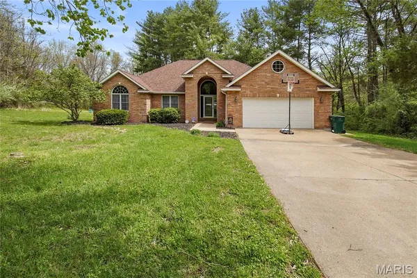 $364,900 | 10694 Conifer Circle, Rolla, MO 65401