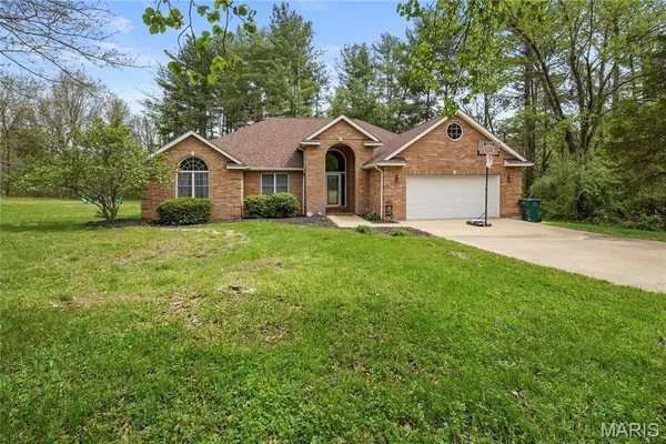 $364,900 | 10694 Conifer Circle, Rolla, MO 65401