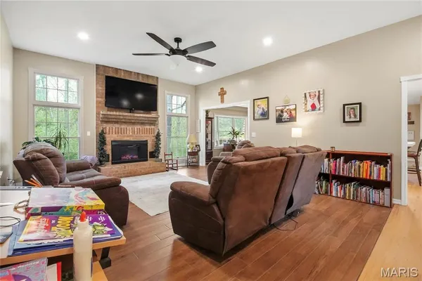 $364,900 | 10694 Conifer Circle, Rolla, MO 65401
