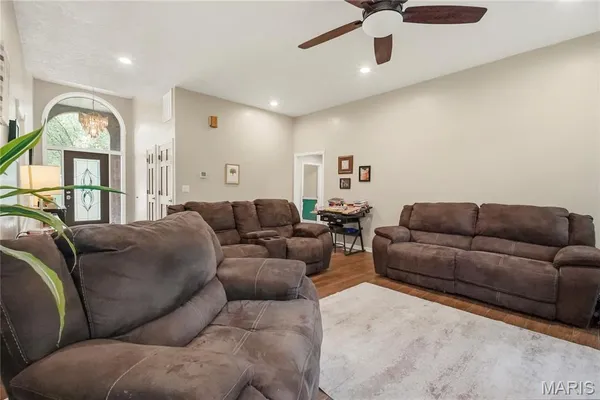 $364,900 | 10694 Conifer Circle, Rolla, MO 65401
