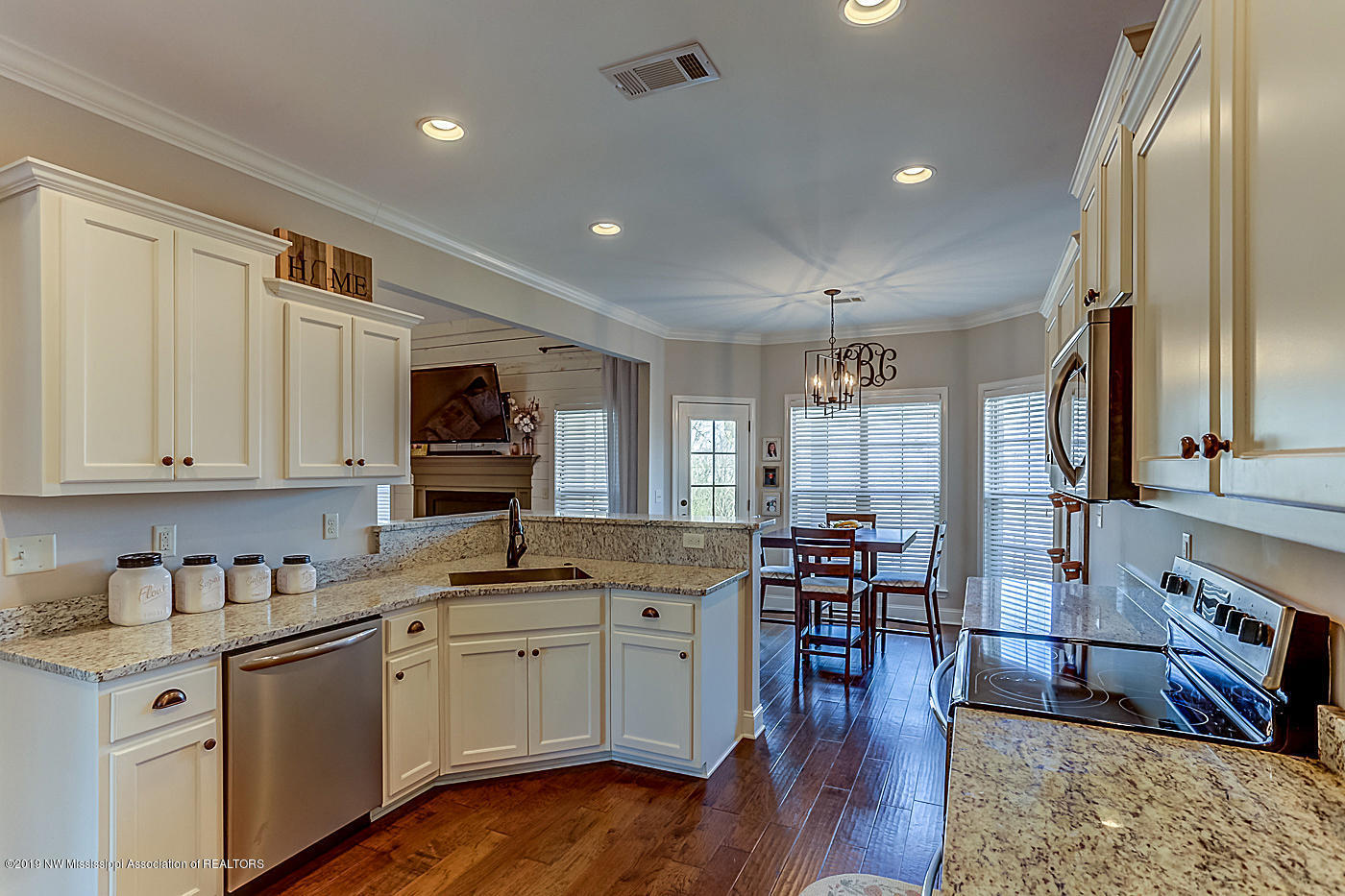 3710 Madison Ridge Hernando, MS 38632 - Photo 13 of 29 KITCHEN 5