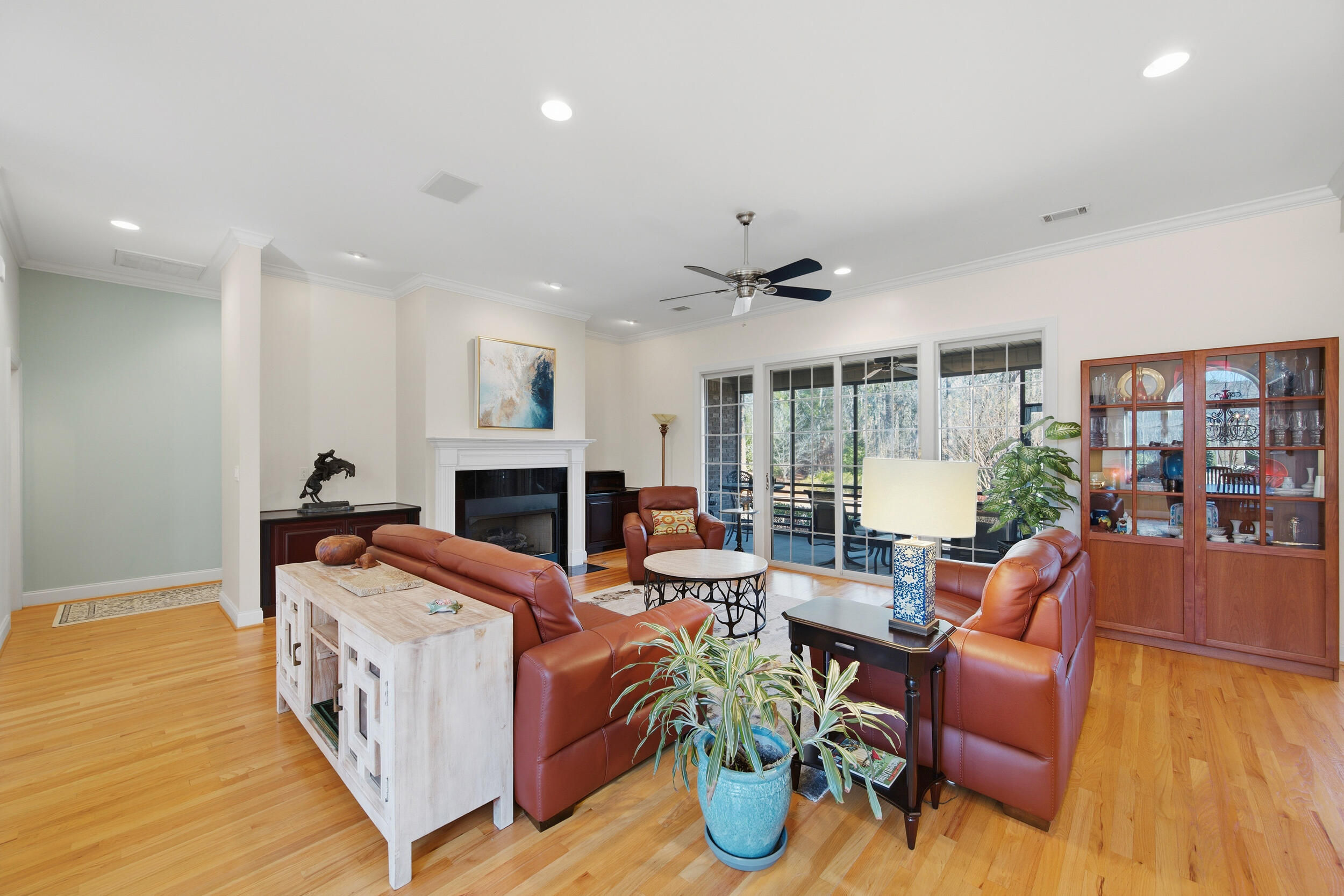 356 Forest Pines Road Aiken, SC 29803 - Photo 6 of 67 Living Room