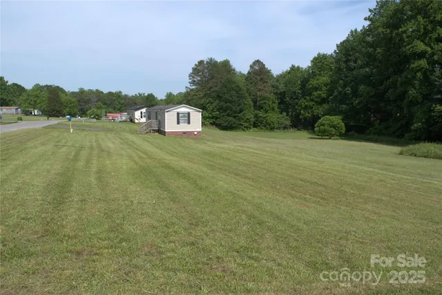 $175,000 | 112 Deer Meadow Lane, Unit 93, Lawndale, NC 28090