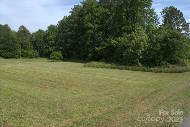 $175,000 | 112 Deer Meadow Lane, Unit 93, Lawndale, NC 28090