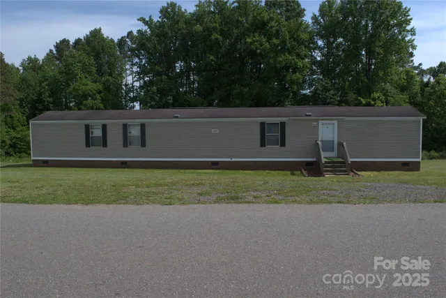 $175,000 | 112 Deer Meadow Lane, Unit 93, Lawndale, NC 28090