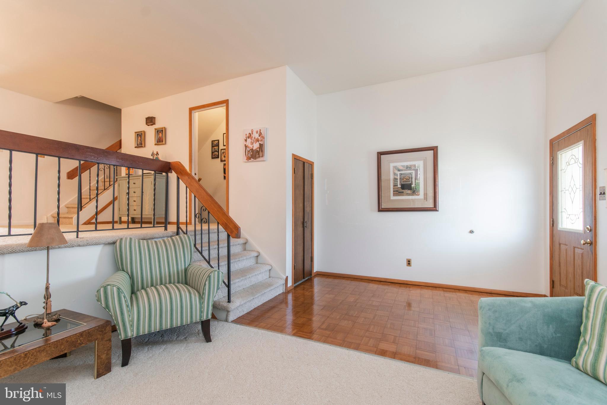 5210 Bay Road Bensalem, PA 19020 - Photo 2 of 23 Foyer/Living Room