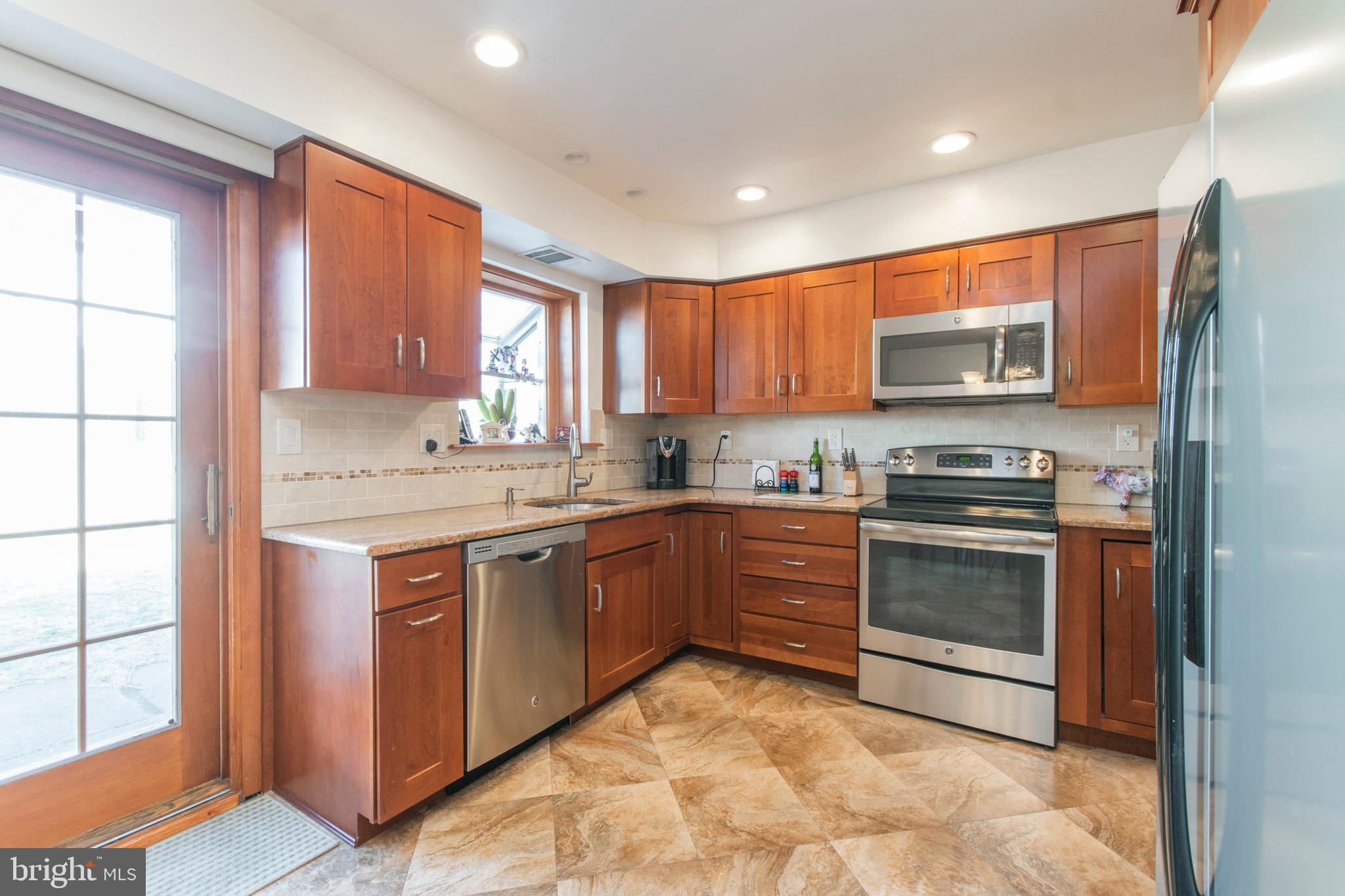 5210 Bay Road Bensalem, PA 19020 - Photo 8 of 23 Kitchen