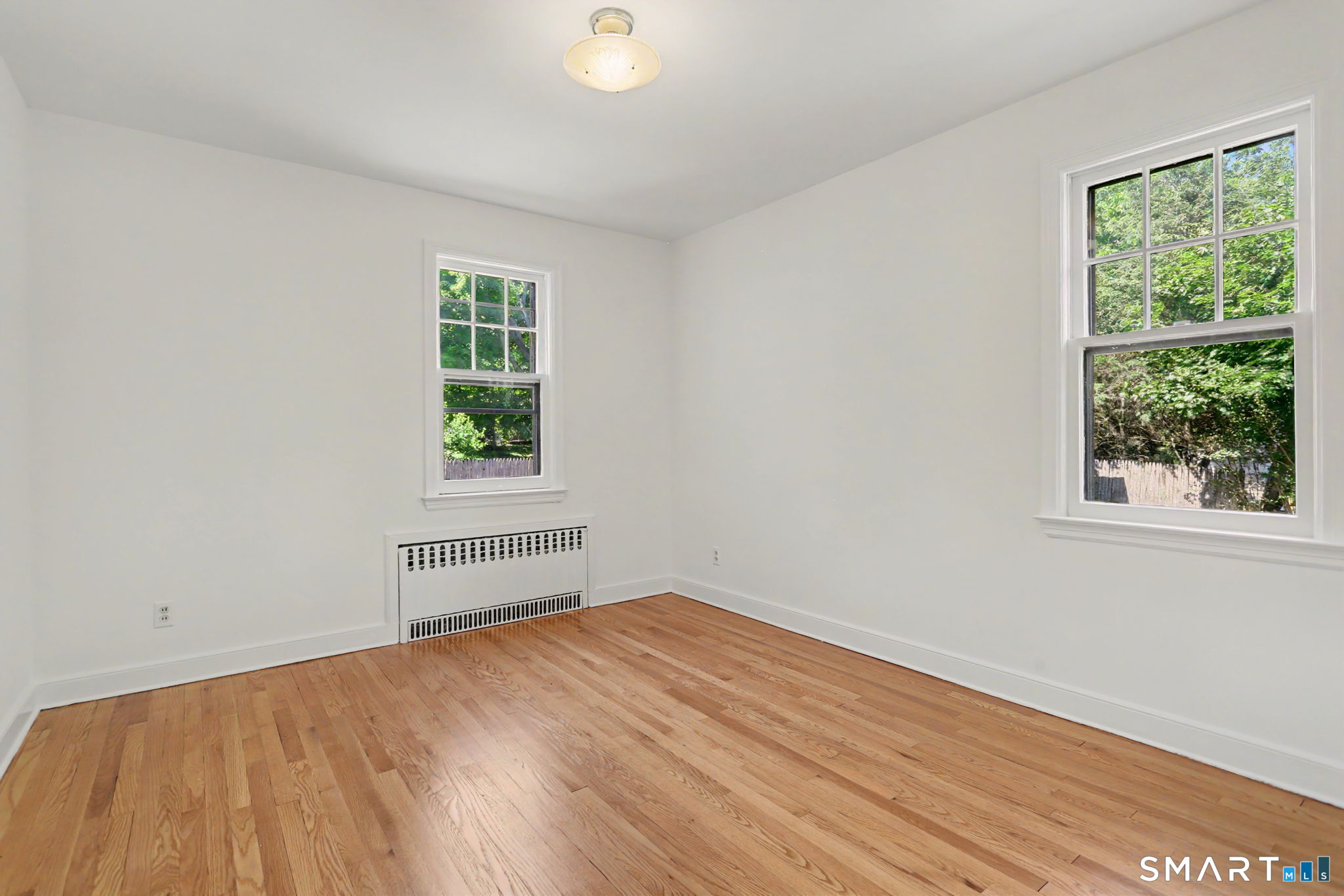 312 Bennett Street Fairfield, CT 06825 - Photo 19 of 40