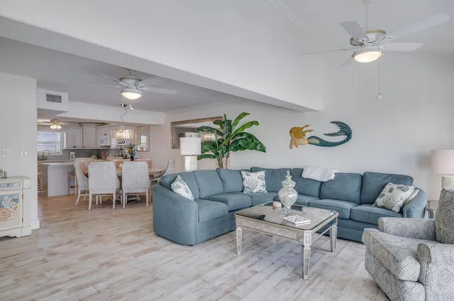 $994,900 | 445 Gulf Shore Drive, Unit 10, Destin, FL 32541