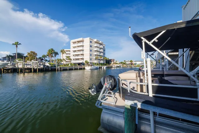 $994,900 | 445 Gulf Shore Drive, Unit 10, Destin, FL 32541