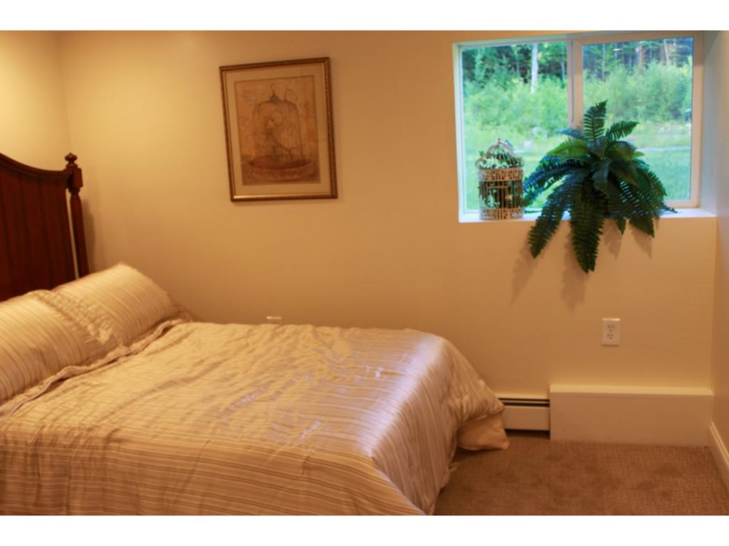 120 Green Road Raymond, NH 03077 - Photo 5 of 12