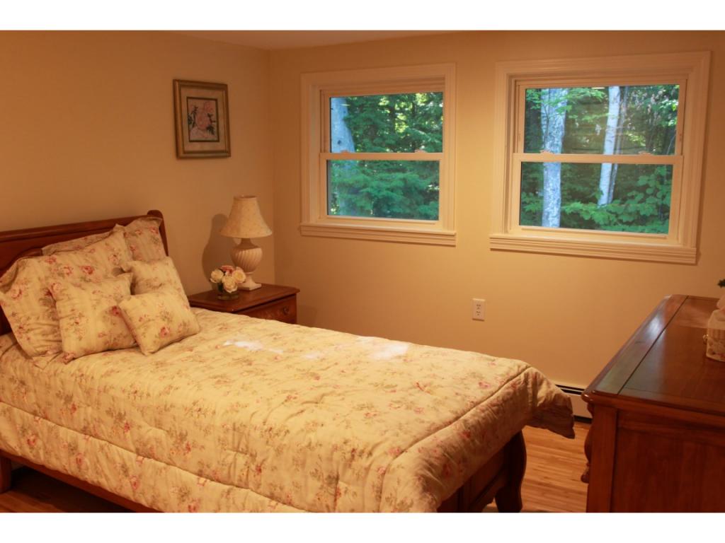 120 Green Road Raymond, NH 03077 - Photo 8 of 12