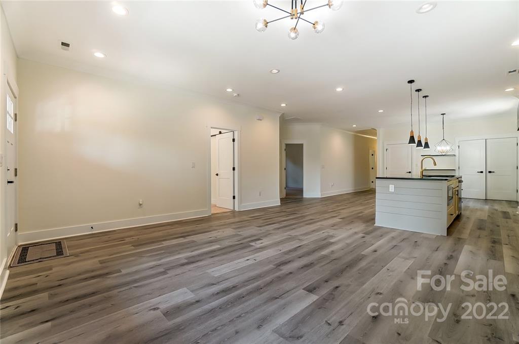 1220 Effingham Road Charlotte, NC 28208 - Photo 12 of 41 Gallery Image 12